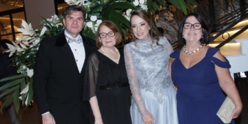 Ex-alunos do Betel Brasileiro celebram bodas de prata